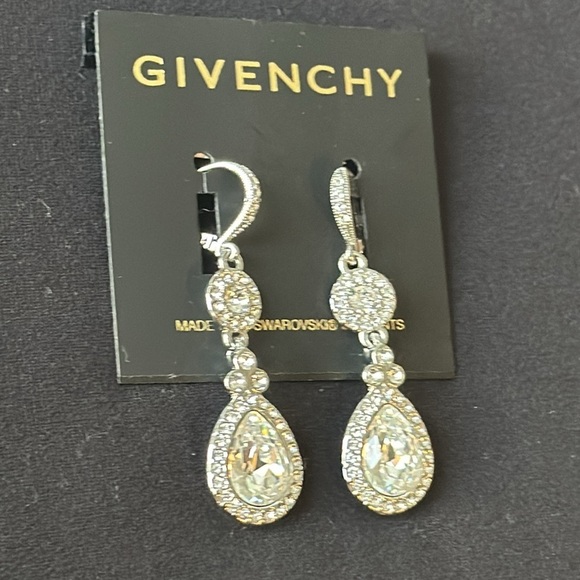 Givenchy Glamorous Pave 3 tier drop crystal pierced earrings NWT Swarovski - Picture 6 of 12